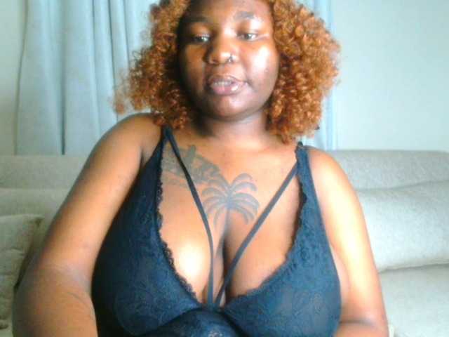 bustymelons69 webcam