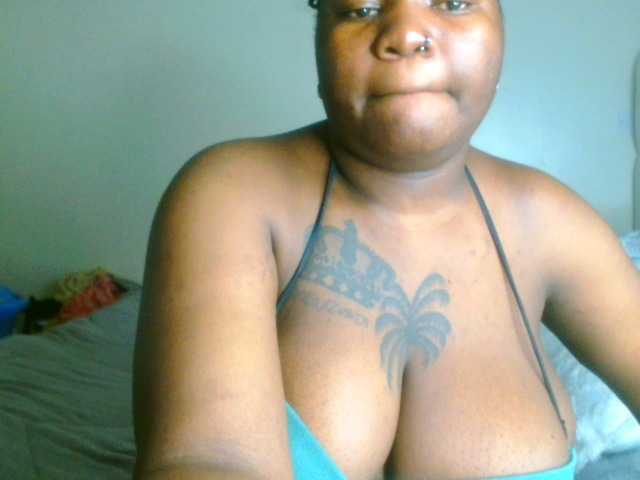 bustymelons69 Live Cam on BongaCams