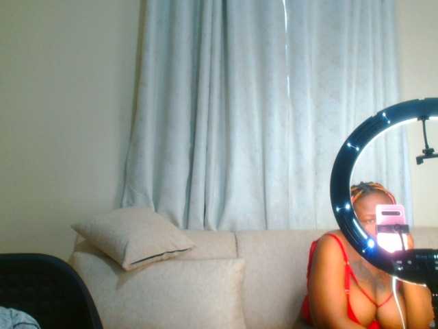 bustymelons69 webcam bongacams model stream image