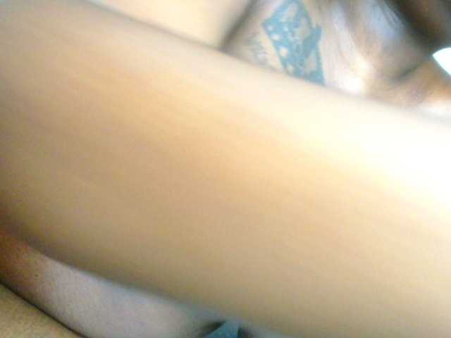 bustymelons69 webcam bongacams model stream image