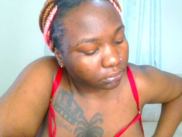 bustymelons69 webcam bongacams model stream image