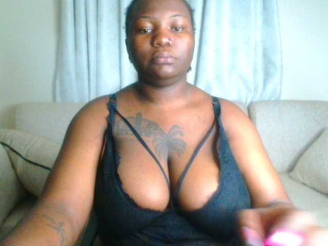 bustymelons69 webcam