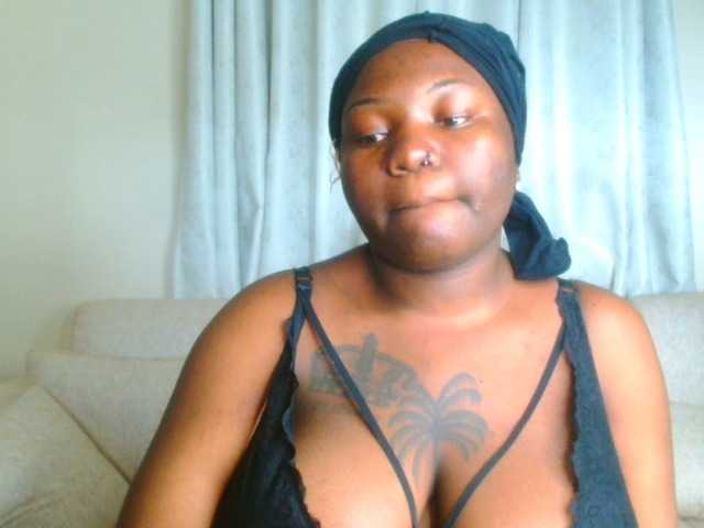 bustymelons69 — Freechat on BongaCams