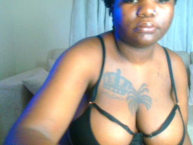 bustymelons69 webcam bongacams model stream image