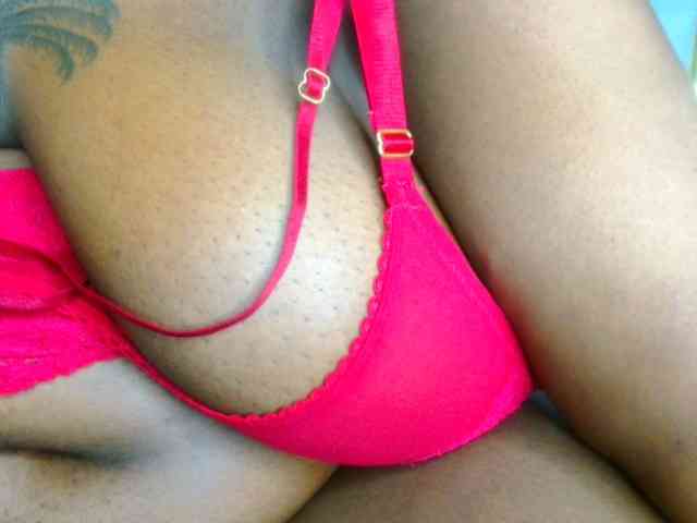 bustymelons69 webcam