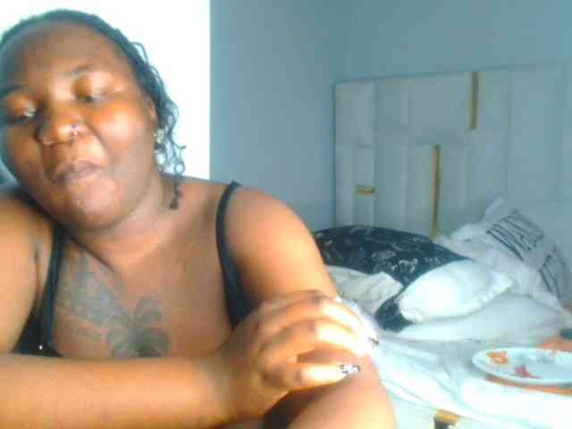 bustymelons69 webcam