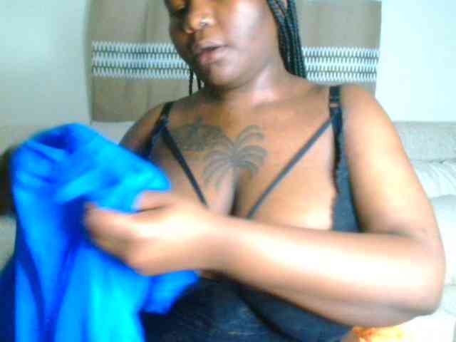 bustymelons69 webcam