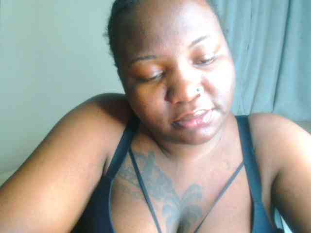 bustymelons69 webcam