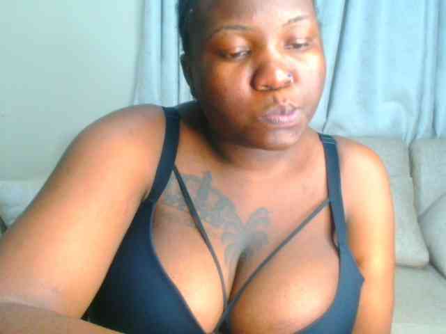 bustymelons69 webcam