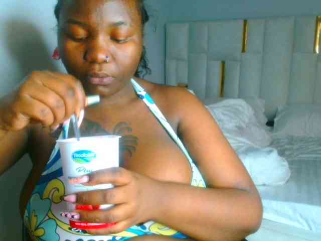 bustymelons69 webcam
