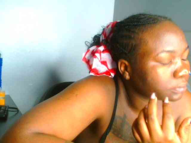 bustymelons69 webcam
