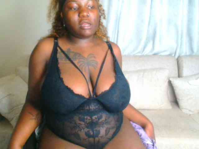 bustymelons69 webcam