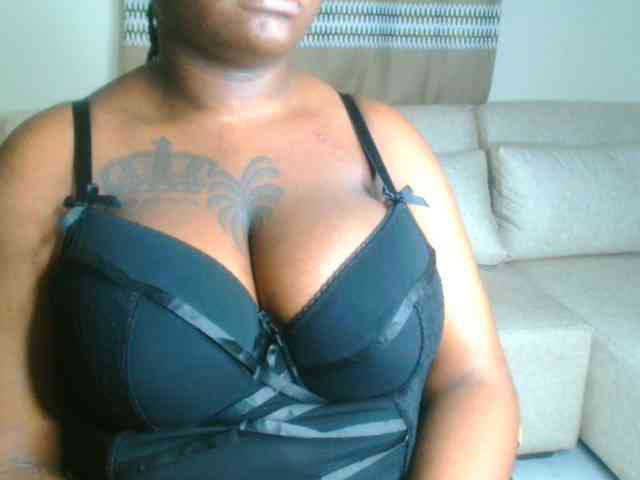 bustymelons69 webcam