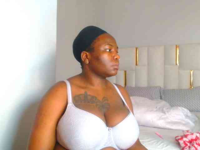 bustymelons69 webcam