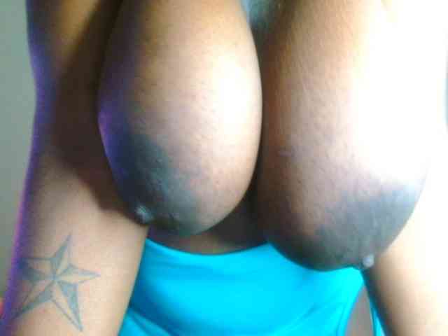 bustymelons69 webcam