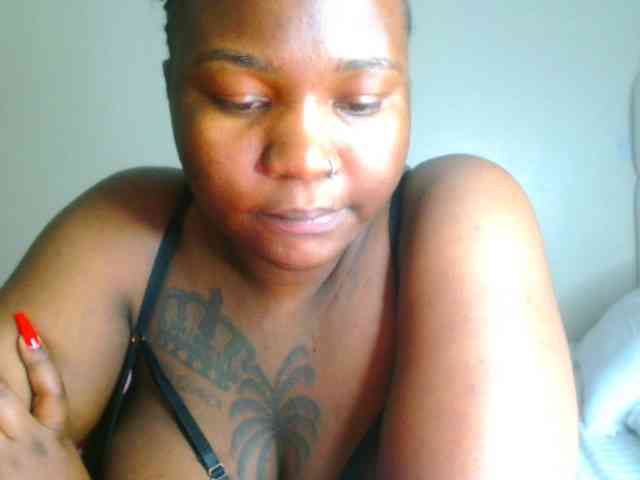 bustymelons69 webcam