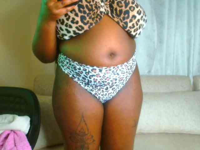 bustymelons69 webcam