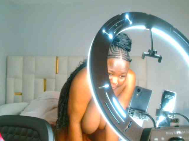 bustymelons69 webcam