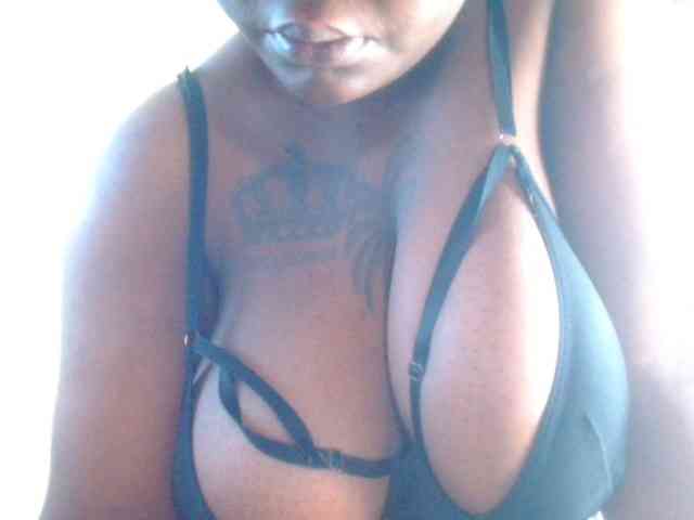 bustymelons69 webcam