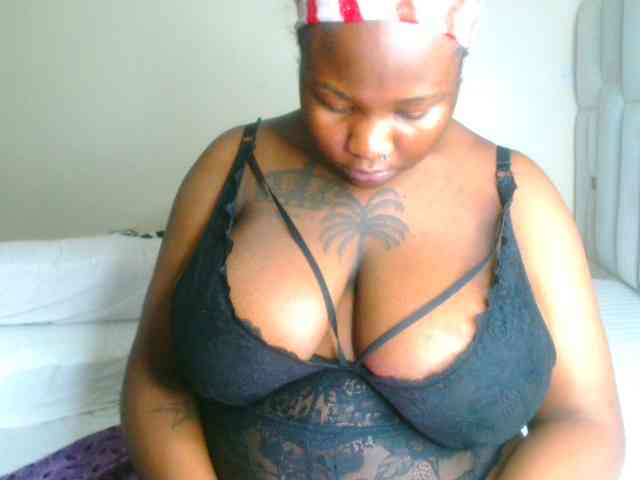 bustymelons69 webcam