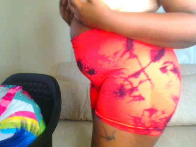 bustymelons69 webcam