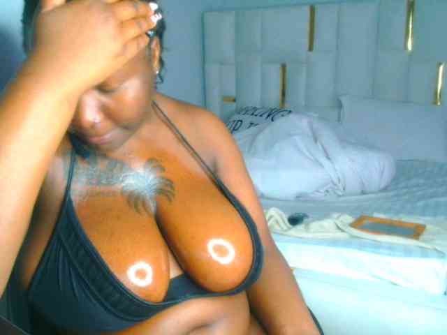 bustymelons69 webcam