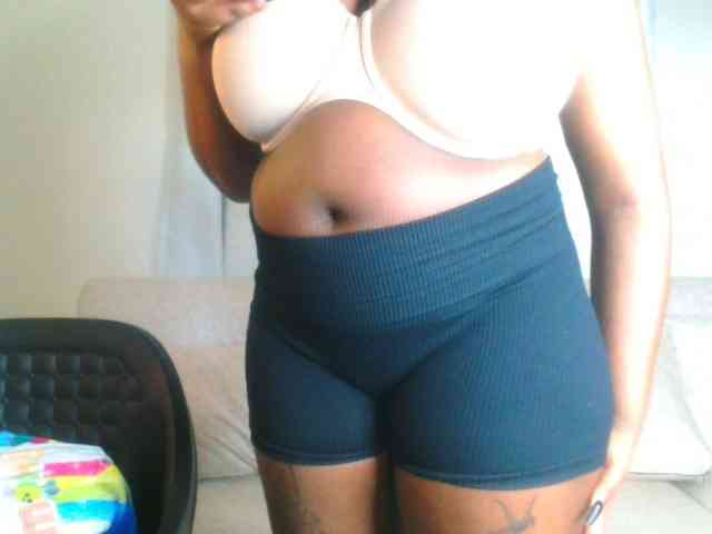 bustymelons69 webcam