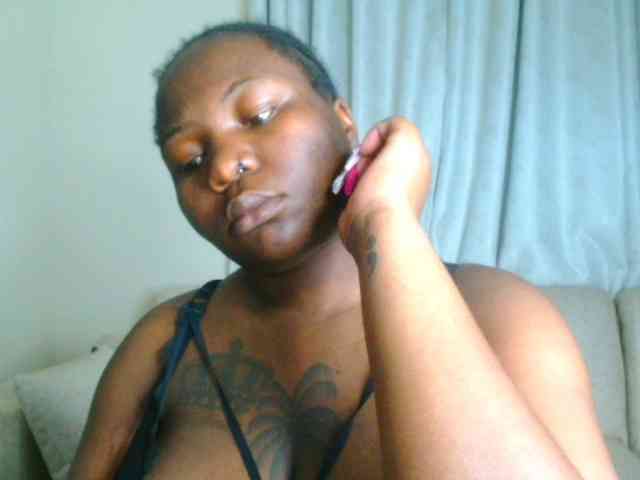 bustymelons69 webcam