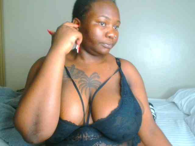 bustymelons69 webcam