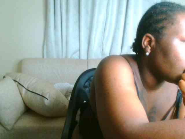 bustymelons69 webcam