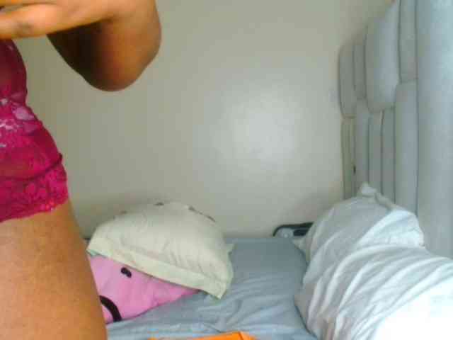 bustymelons69 webcam