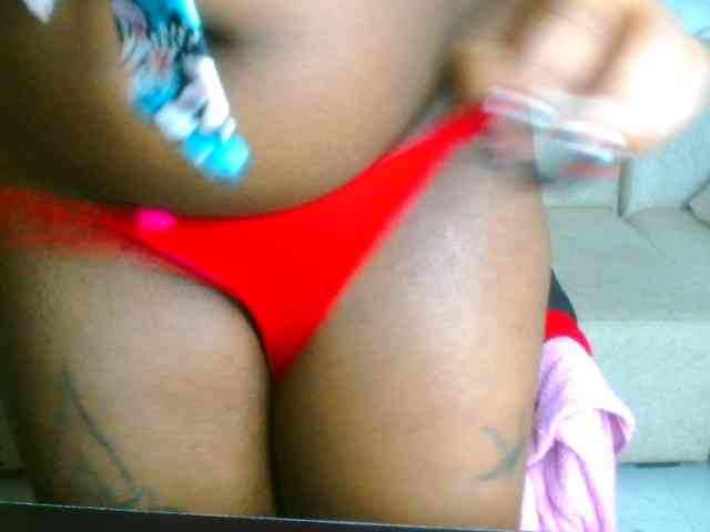 bustymelons69 webcam