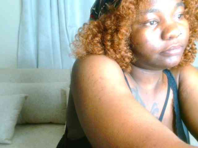 bustymelons69 webcam