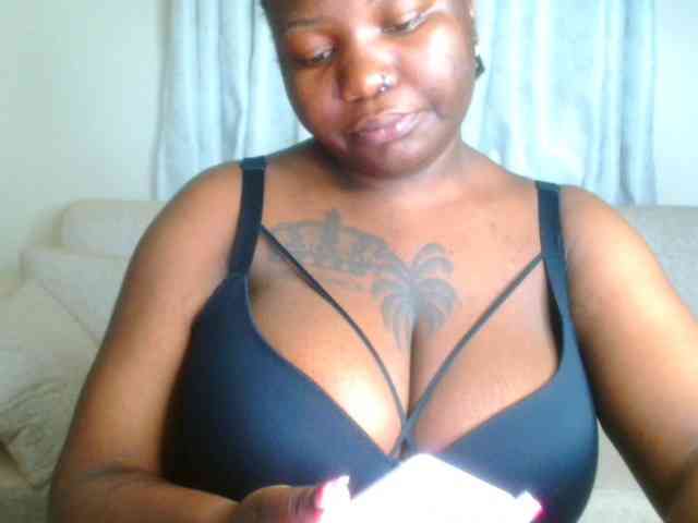 bustymelons69 webcam