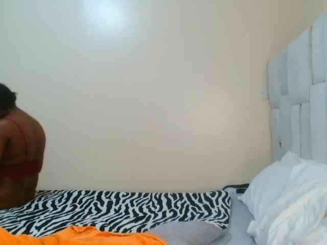 bustymelons69 webcam