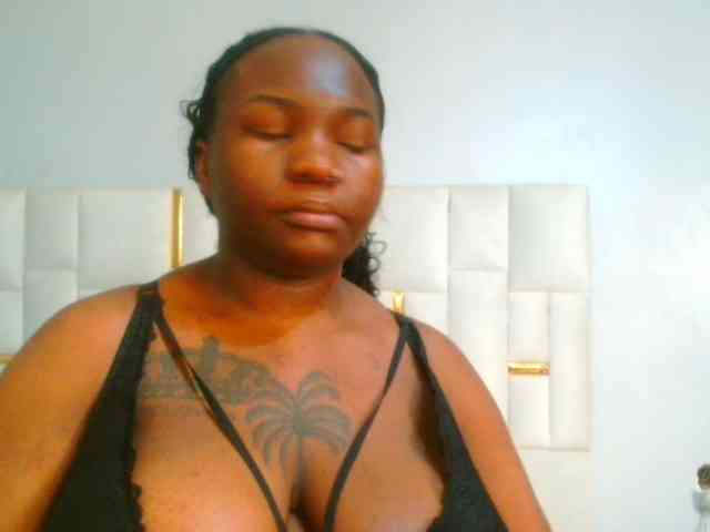 bustymelons69 webcam