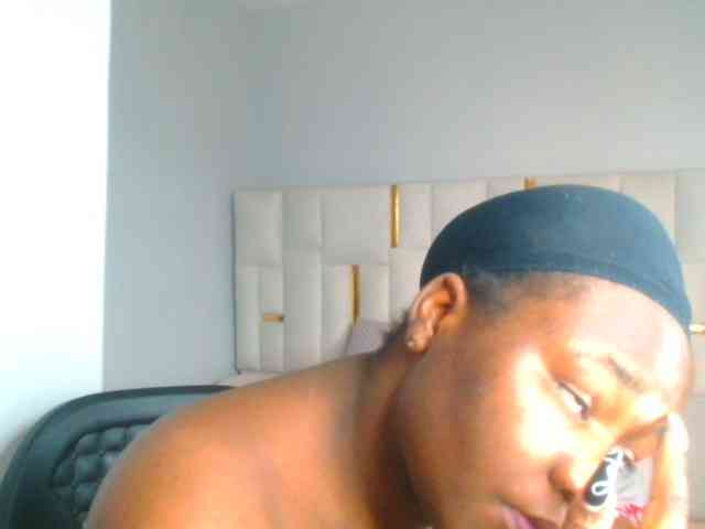 bustymelons69 webcam