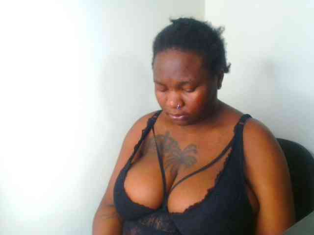 bustymelons69 webcam