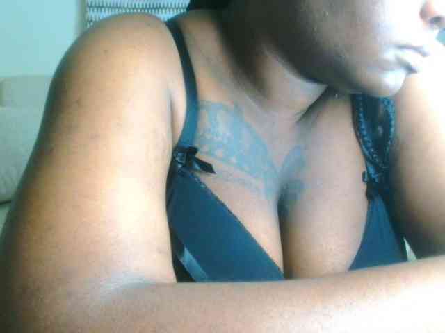 bustymelons69 webcam