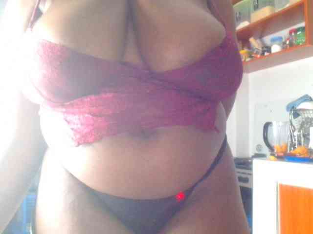 bustymelons69 webcam