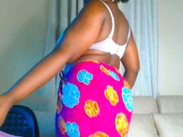 bustymelons69 webcam