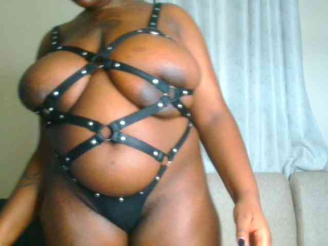 bustymelons69 webcam