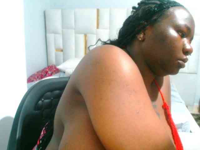 bustymelons69 webcam