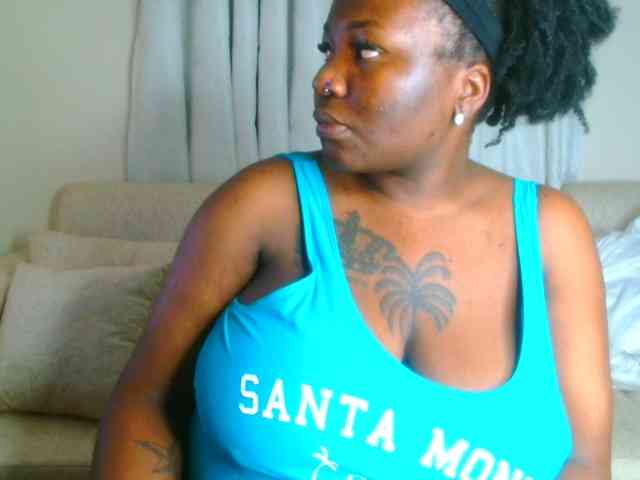 bustymelons69 webcam