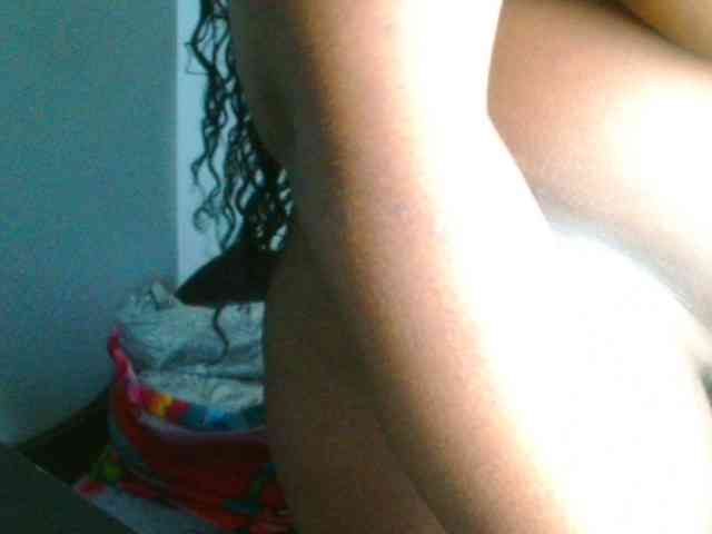 bustymelons69 webcam