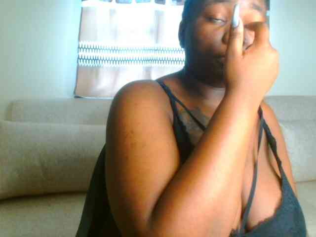 bustymelons69 webcam