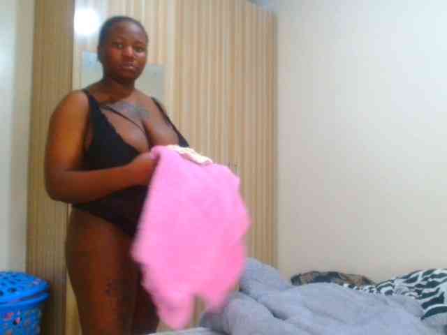 bustymelons69 webcam