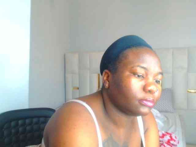 bustymelons69 webcam