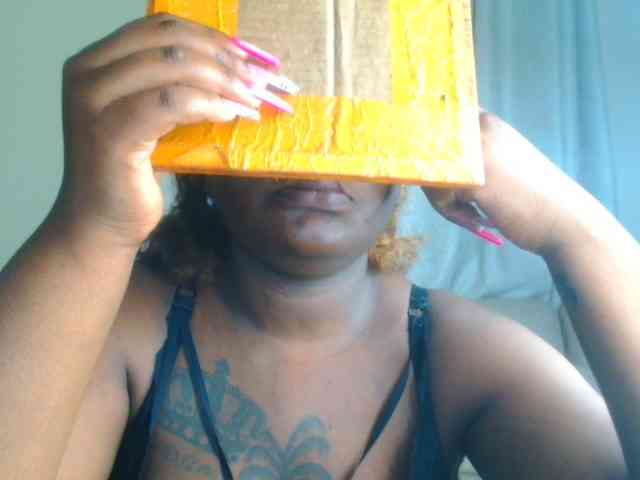 bustymelons69 webcam