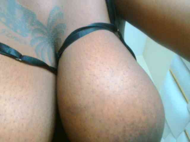 bustymelons69 webcam